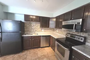 151 Elk Trail, Carol Stream, IL 60188 - Photo 6