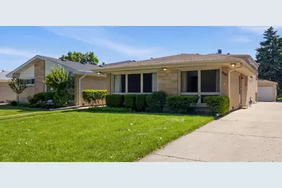905 Long Road, Glenview, IL 60025 - Photo 1