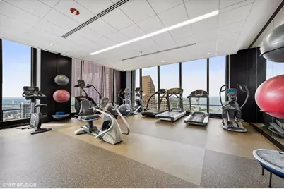 175 E Delaware Place #5609, Chicago, IL 60611 - Photo 26