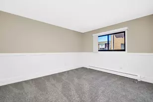 6101 W 64th Pl, Chicago, IL 60638 - Photo 8