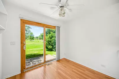 [Address not provided], Carol Stream, IL 60188 - Photo 14