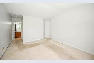 [Address not provided], Carol Stream, IL 60188 - Photo 20