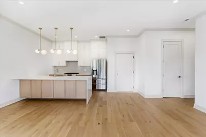 6414 N Francisco Avenue #202, Chicago, IL 60645 - Photo 6
