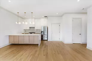 6414 N Francisco Ave, Chicago, IL 60645 - Photo 6