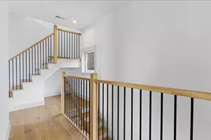 6414 N Francisco Ave, Chicago, IL 60645 - Photo 10