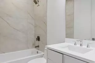 6414 N Francisco Ave, Chicago, IL 60645 - Photo 18