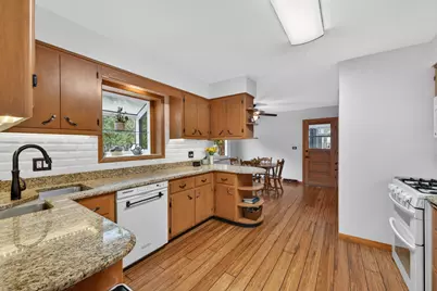 28W075 Aurora Avenue, Naperville, IL 60540 - Photo 12