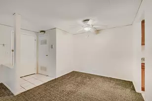 1102 Westover Ln, Schaumburg, IL 60193 - Photo 10