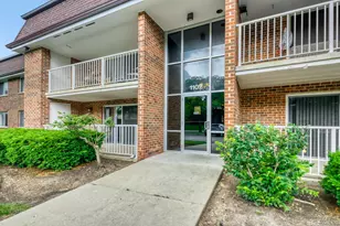 1102 Westover Ln, Schaumburg, IL 60193 - Photo 2