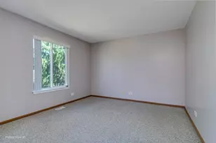 1111 Vail Ct, Naperville, IL 60540 - Photo 14
