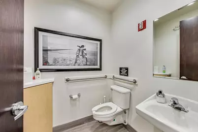 324 W Touhy Avenue, Park Ridge, IL 60068 - Photo 8