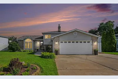 2509 Waterford Drive, Crest Hill, IL 60403 - Photo 24