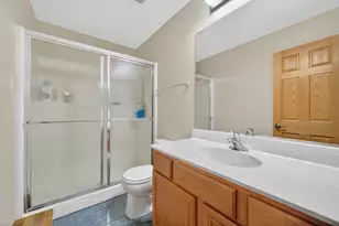 322 Hemlock Ln, Oswego, IL 60543 - Photo 42