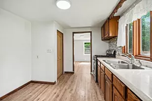 1100 Deep Haven Dr, Joliet, IL 60432 - Photo 8