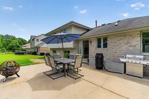 717 Naoma Dr, Crete, IL 60417 - Photo 32