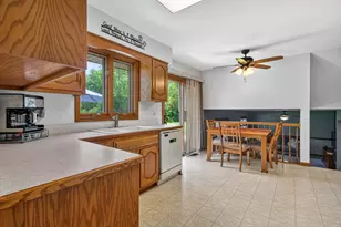 717 Naoma Dr, Crete, IL 60417 - Photo 12