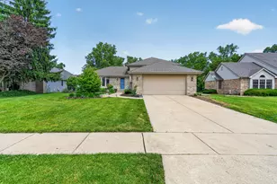 717 Naoma Dr, Crete, IL 60417 - Photo 2