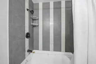 11 Cour Caravelle, Palos Hills, IL 60465 - Photo 30