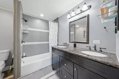 11 Cour Caravelle #11, Palos Hills, IL 60465 - Photo 22