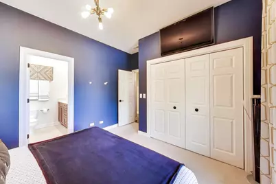 2938 N Damen Avenue #2, Chicago, IL 60618 - Photo 12