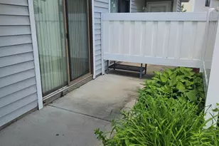 727 Whitesail Dr, Schaumburg, IL 60194 - Photo 24