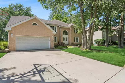 2424 Pepper Tree Court, Lisle, IL 60532 - Photo 4