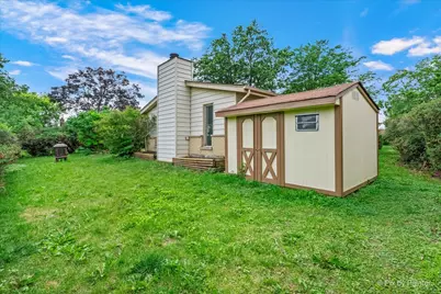 1059 Hickory Lane, Elk Grove Village, IL 60007 - Photo 22