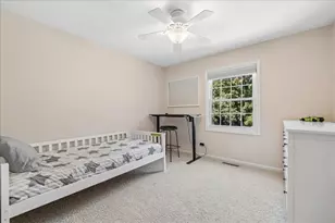 441 Appley Ave, Libertyville, IL 60048 - Photo 22