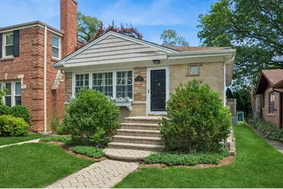 7085 N Mason Avenue, Chicago, IL 60646 - Photo 1