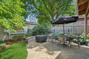 7085 N Mason Ave, Chicago, IL 60646 - Photo 22