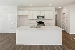 2451 Glacier St, Pingree Grove, IL 60140 - Photo 8
