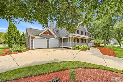 925 Merrill New Road, Sugar Grove, IL 60554 - Photo 4