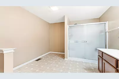 1889 Lake Bluff Lane, Pingree Grove, IL 60140 - Photo 22