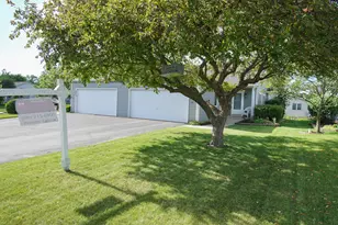 49 S Walnut Dr, North Aurora, IL 60542 - Photo 1