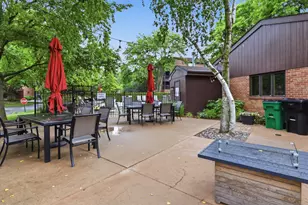 75 Boardwalk Pl, Park Ridge, IL 60068 - Photo 20
