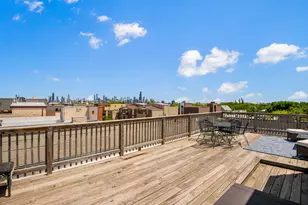 2136 W Division St, Chicago, IL 60622 - Photo 14