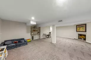 28 N Yale Ave, Villa Park, IL 60181 - Photo 22
