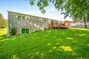 2057 Il Rte N, Freeport, IL 61032 - Photo 32