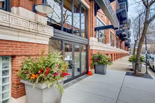 1040 W Adams St, Chicago, IL 60607 - Photo 2