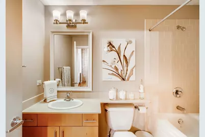 1040 W Adams Street #218, Chicago, IL 60607 - Photo 8