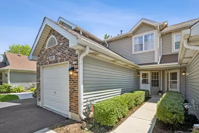 1375 Ridgefield Circle #1375, Carol Stream, IL 60188 - Photo 2