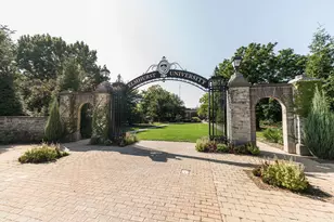 296 N Maple Ave, Elmhurst, IL 60126 - Photo 84