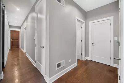 296 N Maple Avenue, Elmhurst, IL 60126 - Photo 10