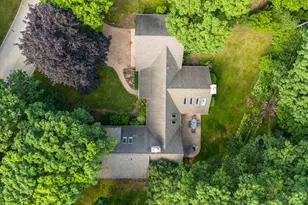 39 Wiltshire Dr, Lincolnshire, IL 60069 - Photo 46