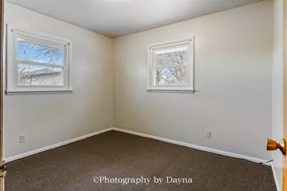 6678 S State Route 1, Saint Anne, IL 60964 - Photo 8
