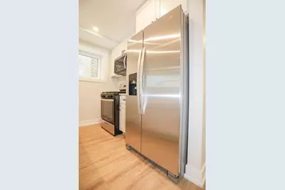 2230 W Wilson Avenue #G, Chicago, IL 60625 - Photo 4