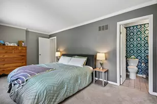 6415 Wood Dr, Oakwood Hills, IL 60013 - Photo 8