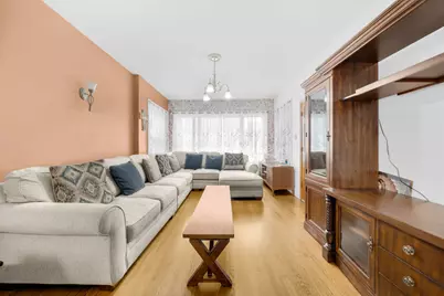 5741 S Sawyer Avenue, Chicago, IL 60629 - Photo 2