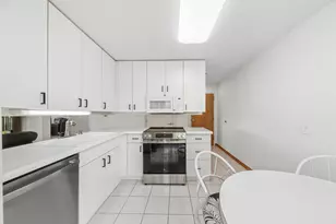 402 Kelburn Rd, Deerfield, IL 60015 - Photo 6