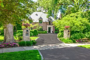 30 S Sheridan Rd, Lake Forest, IL 60045 - Photo 1